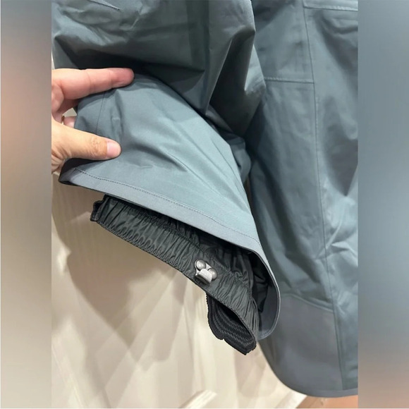 Patagonia Women's L Large Powder Town Ski Bibs Nouveau Green Grey NWT Snow - Picture 5 of 15